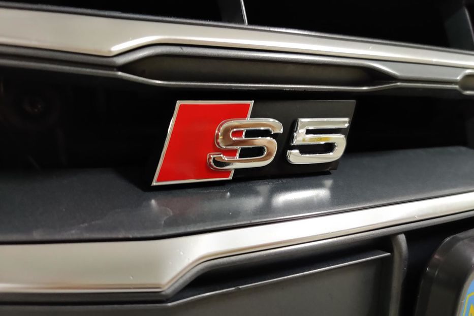 Продам Audi S5 Quattro PRESTIGE + 2018 года в Киеве