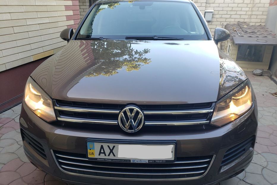 Продам Volkswagen Touareg 2013 года в Харькове