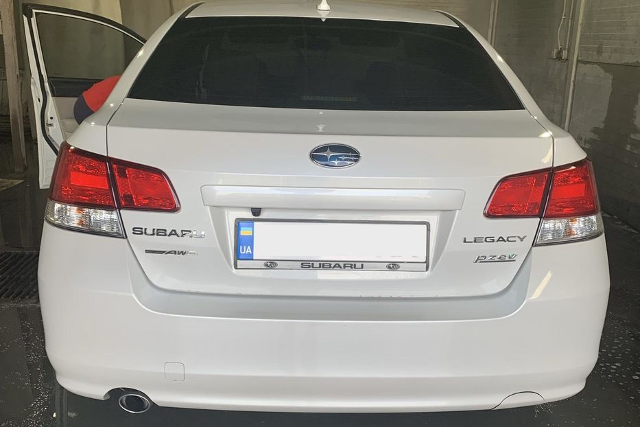 Продам Subaru Legacy 2014 года в Киеве
