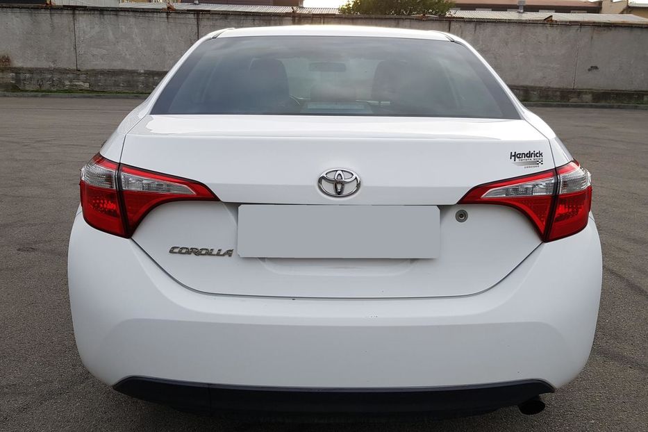 Продам Toyota Corolla COROLLA 1.8 2015 года в Киеве