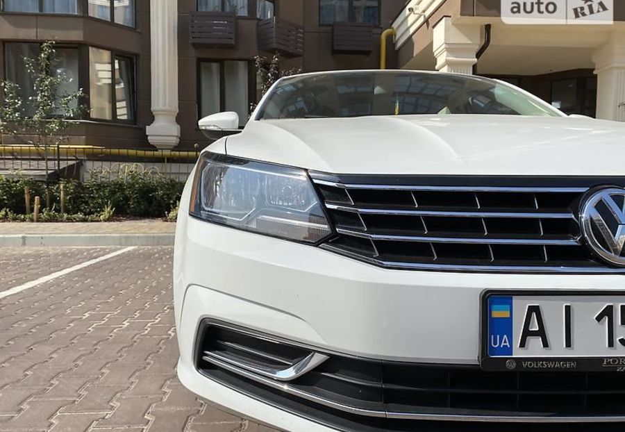 Продам Volkswagen Passat B8 S 2016 года в Киеве