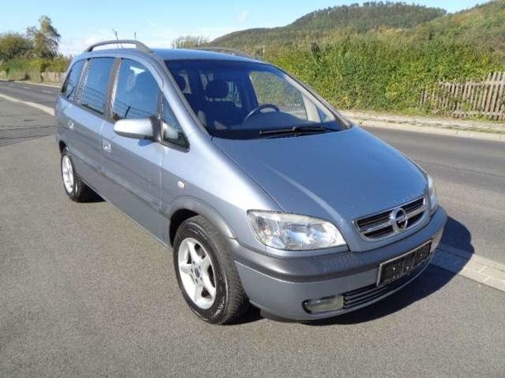 Продам Opel Zafira 2004 года в г. Иршава, Закарпатская область