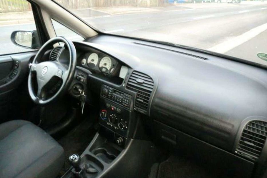 Продам Opel Zafira 2003 года в Ивано-Франковске