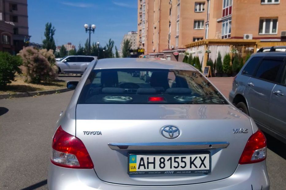 Продам Toyota Yaris Sedan 2007 года в Киеве