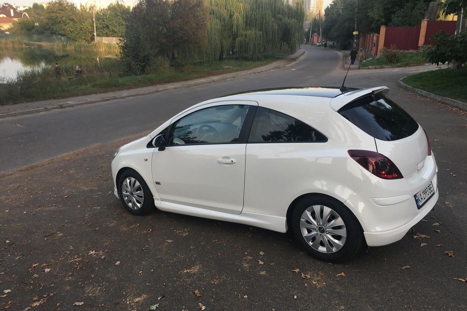 Продам Opel Corsa OPC 2010 года в Киеве