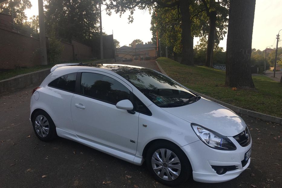 Продам Opel Corsa OPC 2010 года в Киеве