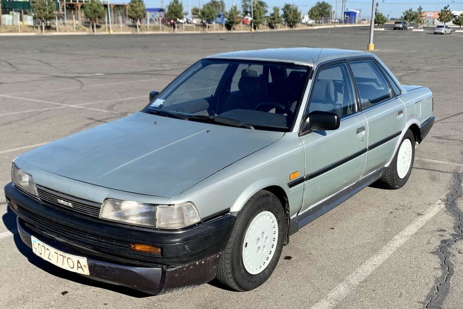 Продам Toyota Camry 1988 года в Одессе