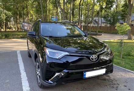 Продам Toyota Rav 4 2016 года в Харькове