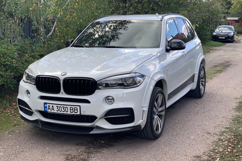 Продам BMW X5 M М5.0D 2015 года в Киеве