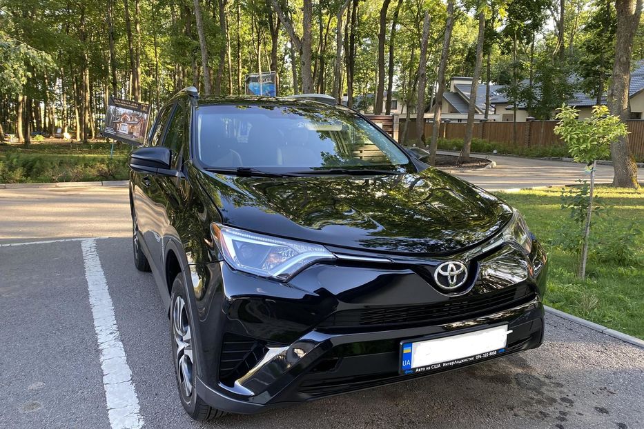 Продам Toyota Rav 4 2016 года в Харькове