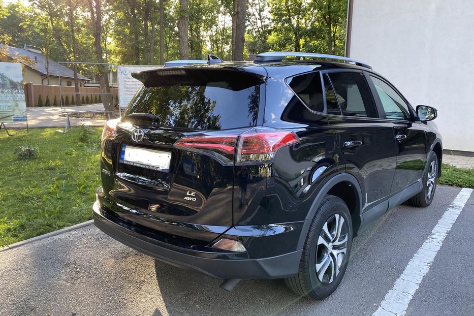 Продам Toyota Rav 4 2016 года в Харькове