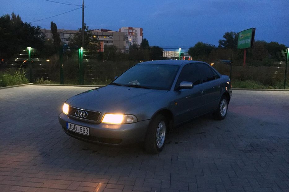 Продам Audi A4 2000 года в Херсоне