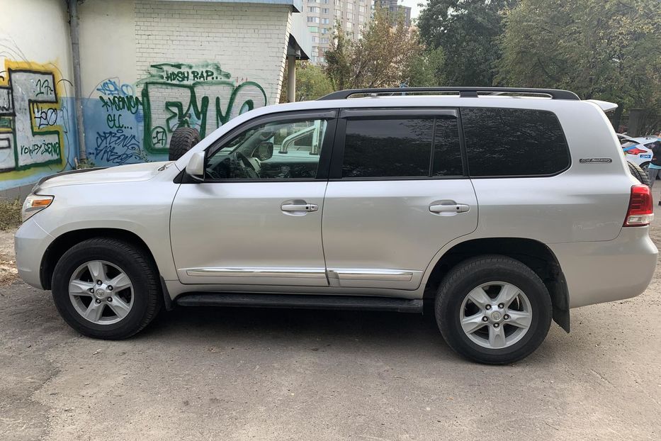 Продам Toyota Land Cruiser 200 2007 года в Киеве