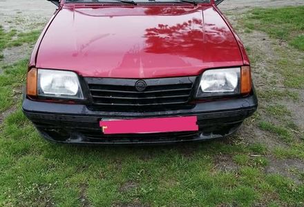 Продам Opel Ascona Седан 1987 года в г. Рожище, Волынская область