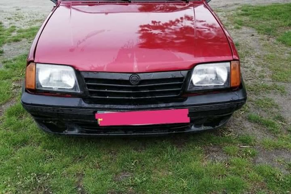 Продам Opel Ascona Седан 1987 года в г. Рожище, Волынская область