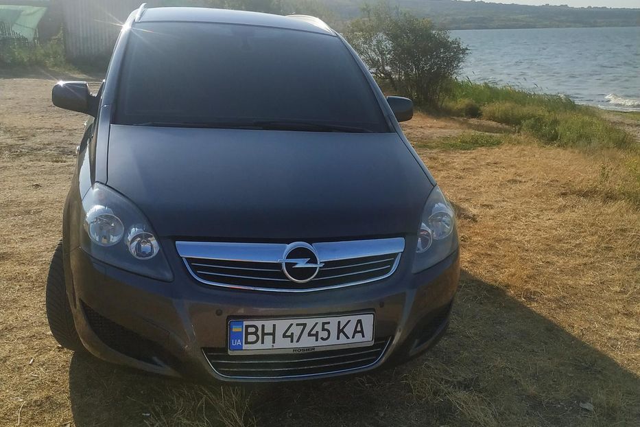 Продам Opel Zafira 2012 года в Одессе