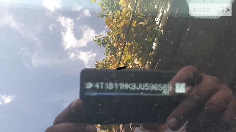 Продам Toyota Camry v70 2018 года в Киеве