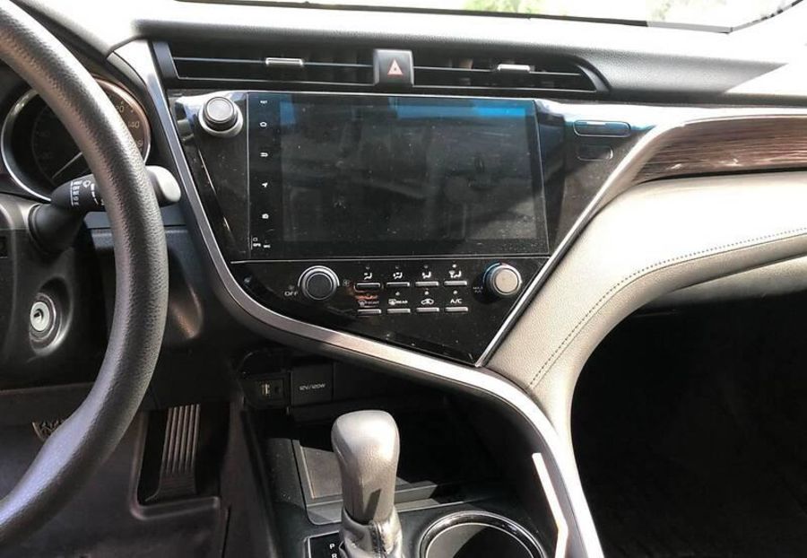 Продам Toyota Camry v70 2018 года в Киеве