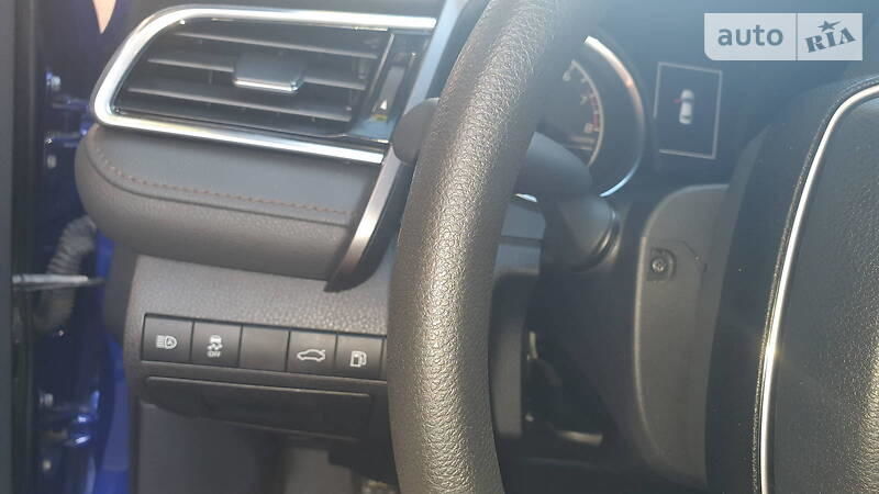 Продам Toyota Camry v70 2018 года в Киеве