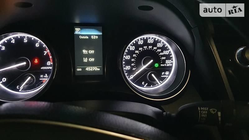 Продам Toyota Camry v70 2018 года в Киеве