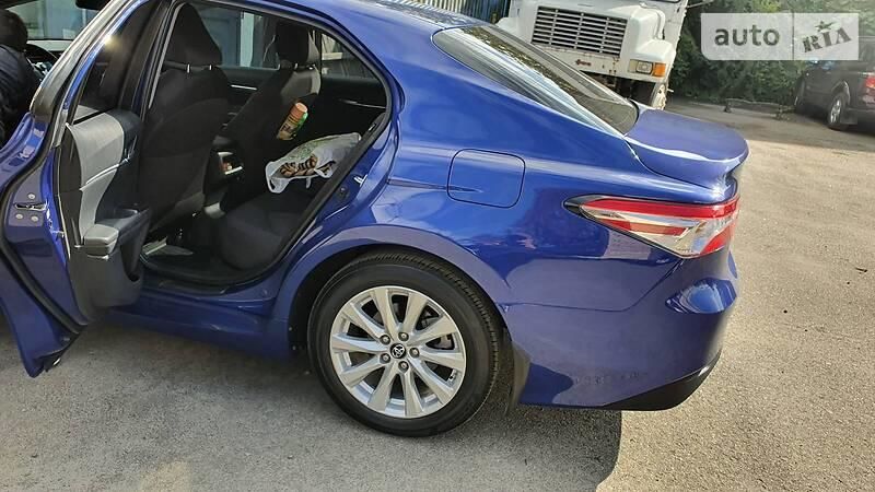 Продам Toyota Camry v70 2018 года в Киеве