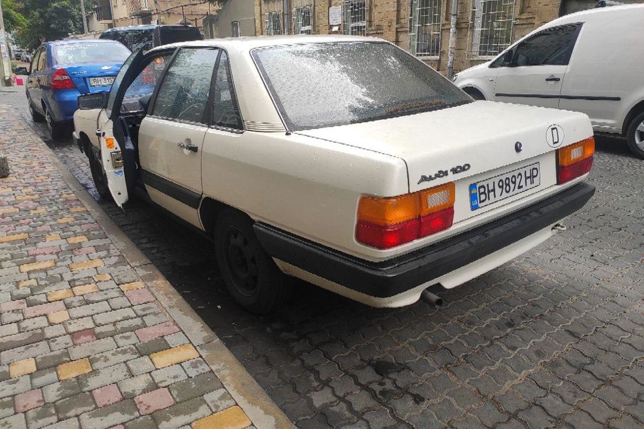 Продам Audi 100 с3 1987 года в Одессе