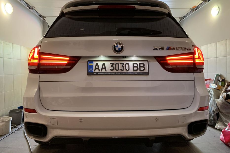 Продам BMW X5 M 50d 2015 года в Киеве