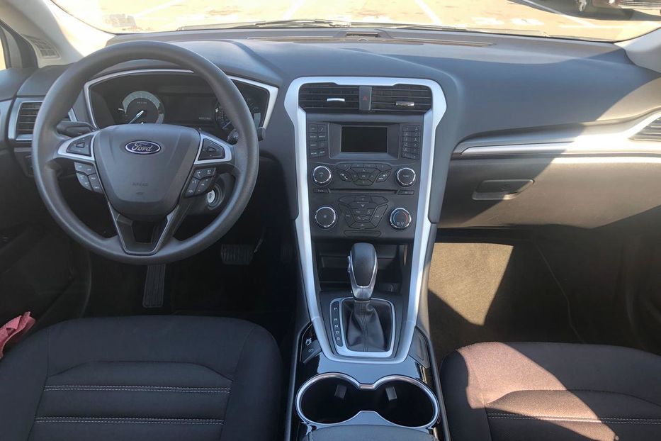 Продам Ford Fusion SE 2015 года в Киеве