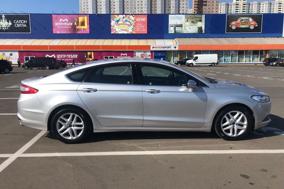 Продам Ford Fusion SE 2015 года в Киеве