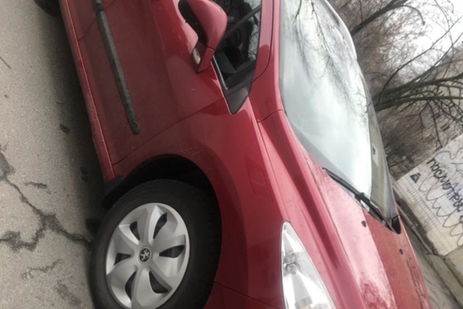 Продам Peugeot 308 2011 года в Харькове