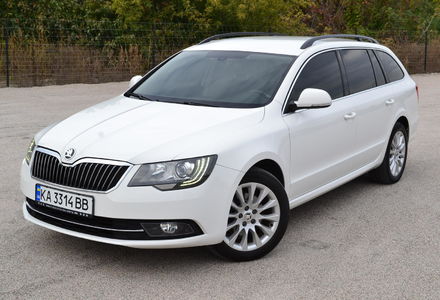 Продам Skoda Superb 2013 года в Киеве