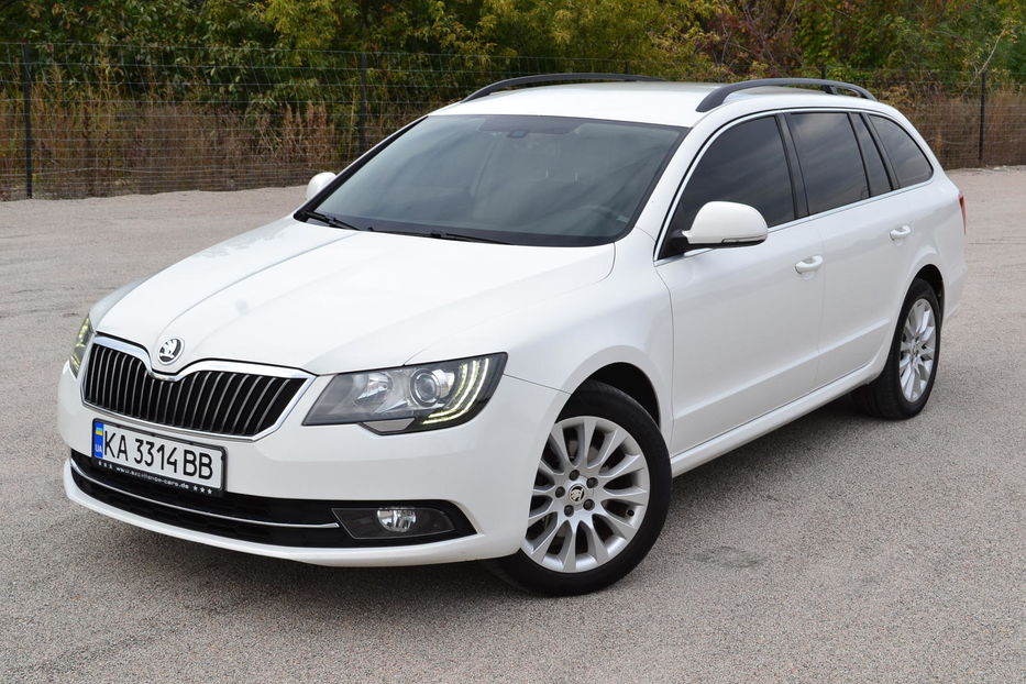 Продам Skoda Superb 2013 года в Киеве