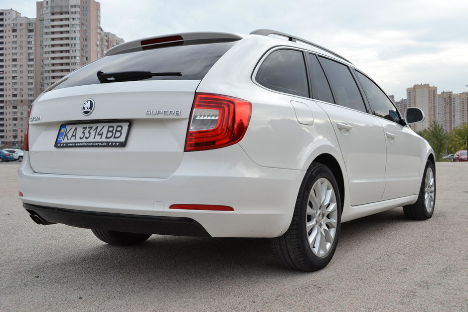 Продам Skoda Superb 2013 года в Киеве