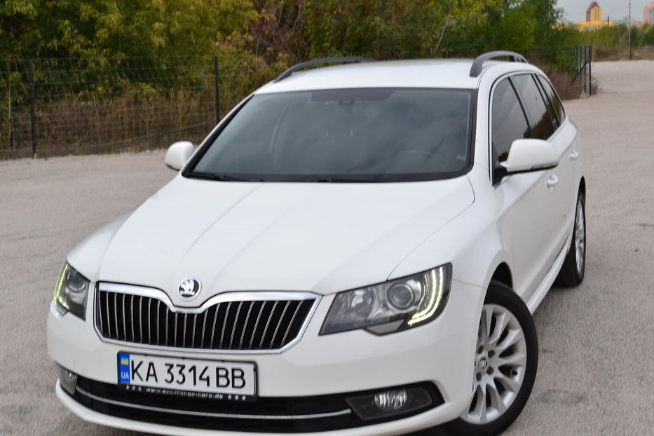 Продам Skoda Superb 2013 года в Киеве