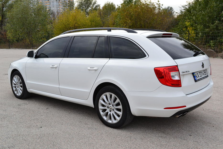 Продам Skoda Superb 2013 года в Киеве