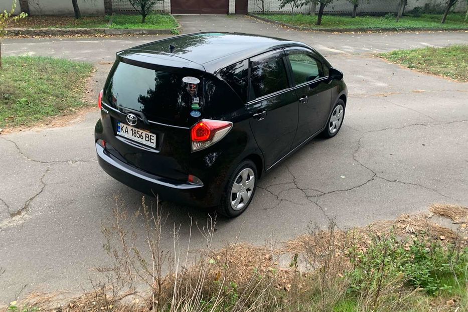 Продам Toyota Yaris Verso 2014 года в Киеве