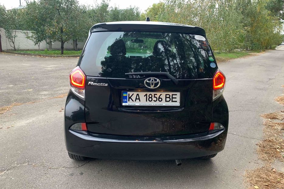 Продам Toyota Yaris Verso 2014 года в Киеве