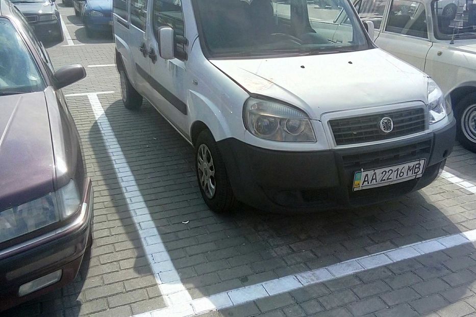 Продам Fiat Doblo пасс. макси 7 мест 2008 года в Киеве
