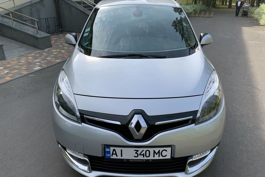 Продам Renault Grand Scenic 2015 года в Киеве