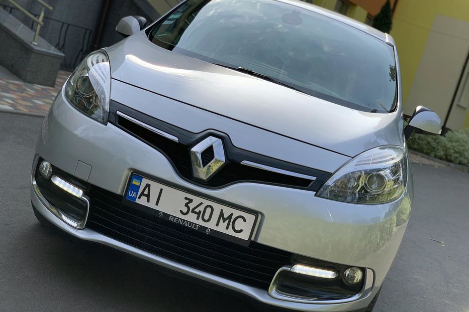 Продам Renault Grand Scenic 2015 года в Киеве