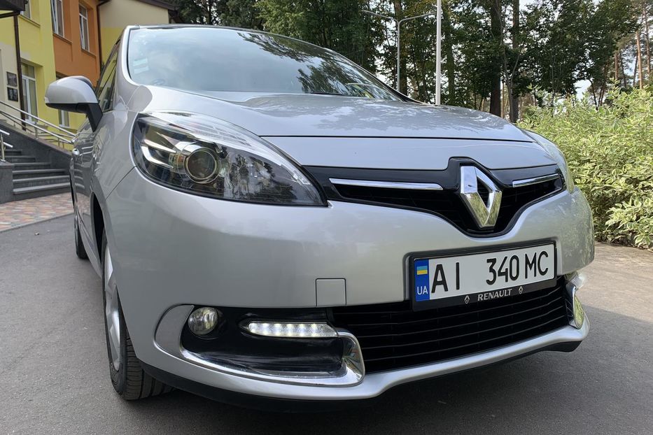 Продам Renault Grand Scenic 2015 года в Киеве