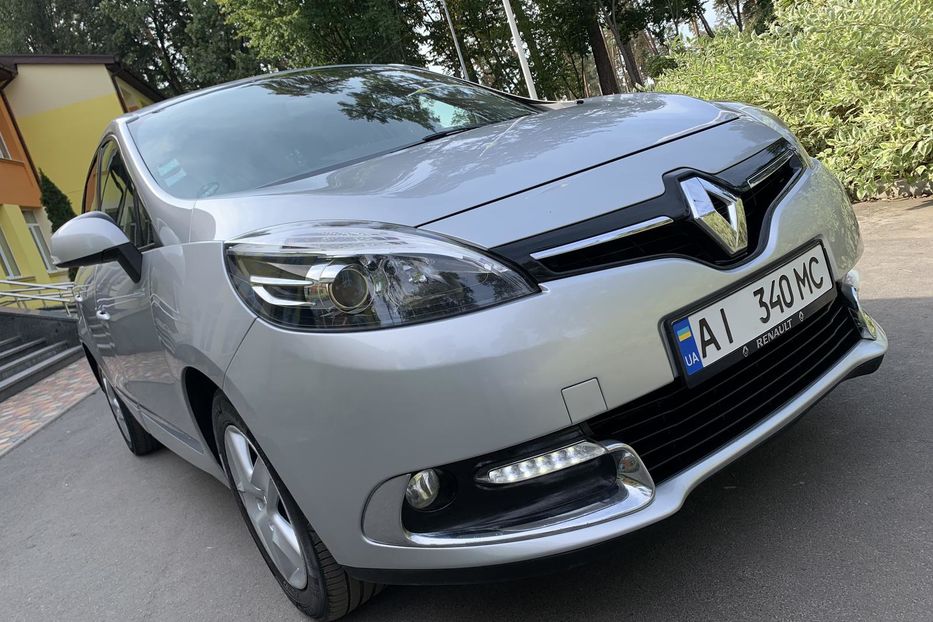 Продам Renault Grand Scenic 2015 года в Киеве