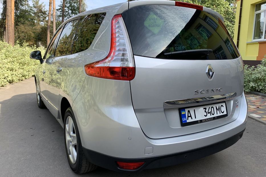 Продам Renault Grand Scenic 2015 года в Киеве