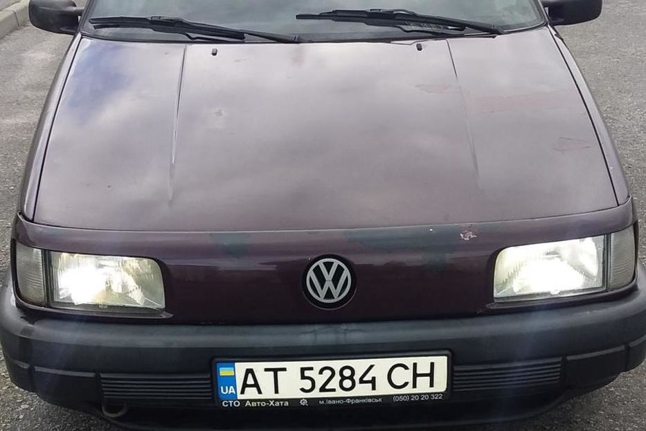 Продам Volkswagen Passat B3 1993 года в Ивано-Франковске