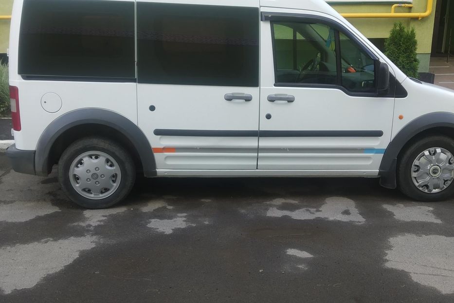 Продам Ford Transit Connect пасс. 2007 года в Черновцах