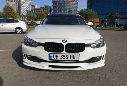 Продам BMW 328 3,28 i 2013 года в Киеве