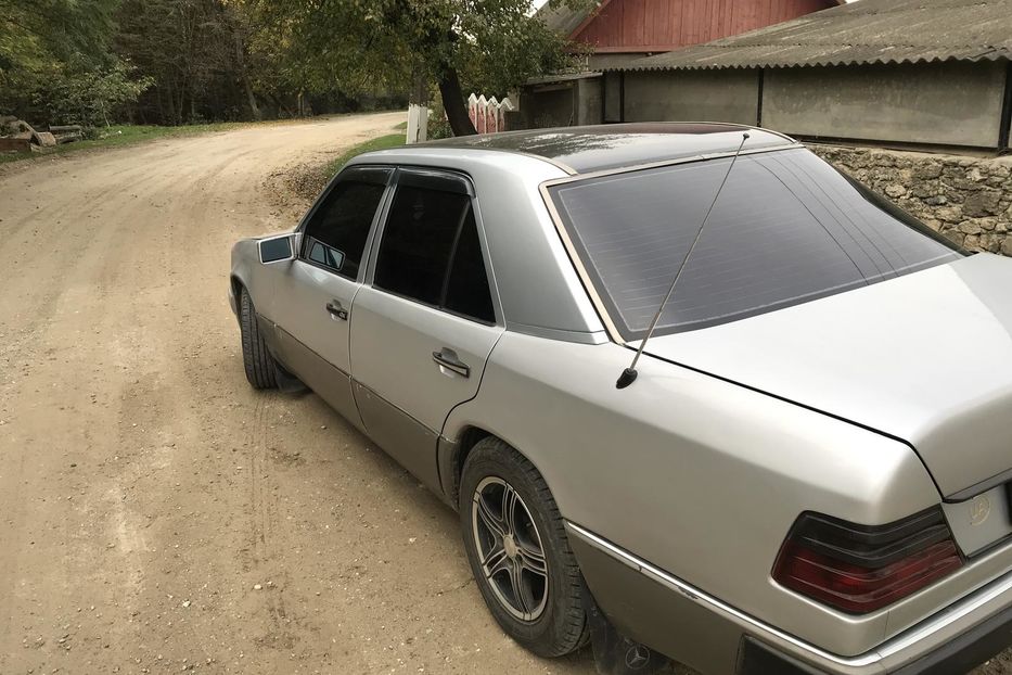 Продам Mercedes-Benz E-Class 1990 года в Хмельницком