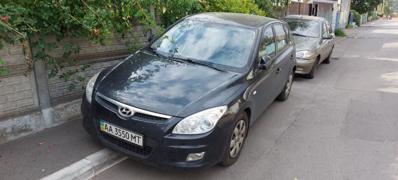 Продам Hyundai 30G 2008 года в Киеве