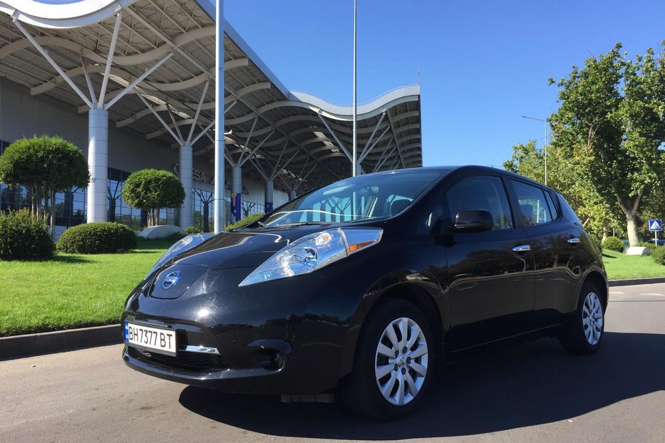 Продам Nissan Leaf 2013 года в Одессе