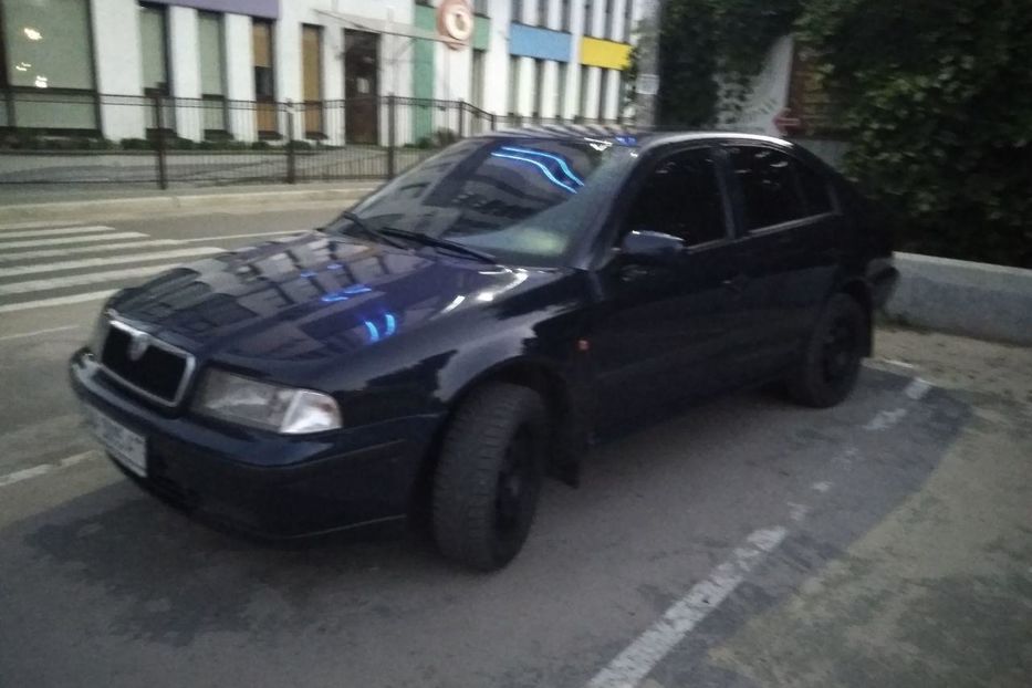 Продам Skoda Octavia Tour 1999 года в Киеве